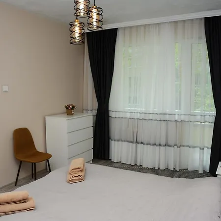 Beachside 2br Gem Lazur Apartment *