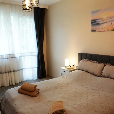 Beachside 2br Gem Lazur Apartment *