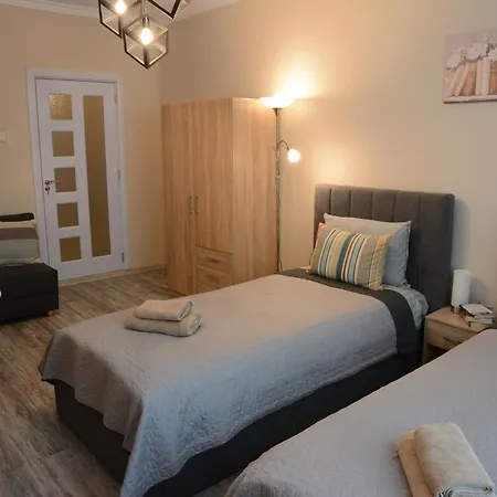 Beachside 2br Gem Lazur Apartment