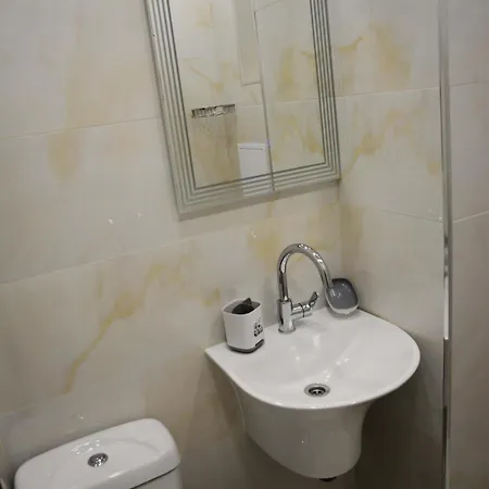 Beachside 2br Gem Lazur Apartment *