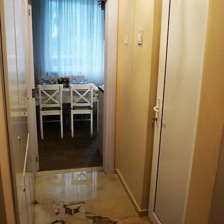 Beachside 2br Gem Lazur Apartment